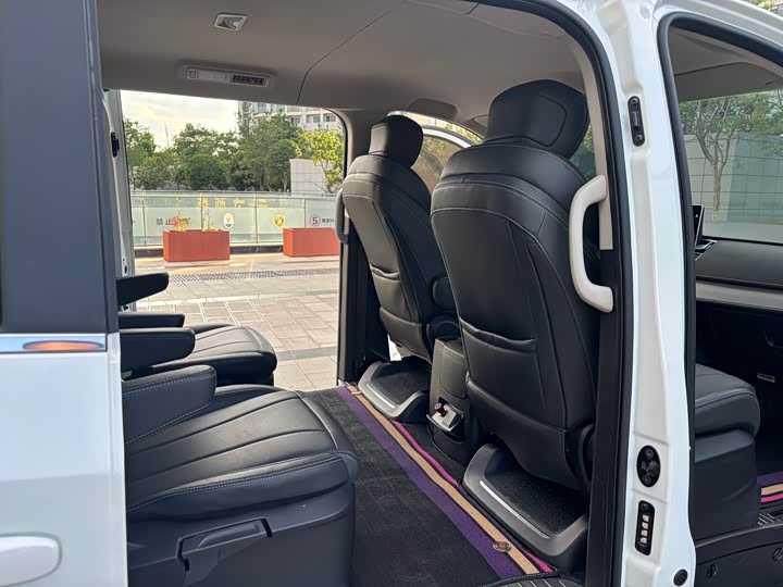 Maxus G20 2023 2023款 ES 2.0T 柴油手动超值版