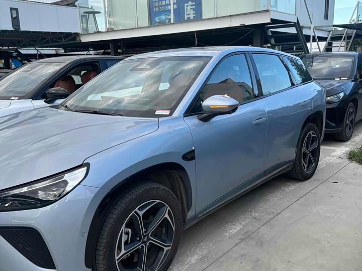 Hozon L 2024 2024款 增程 220 闪充版