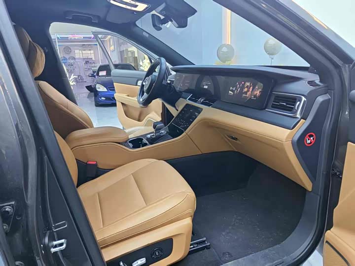 LiXiang One 2021 2021款 增程6座版