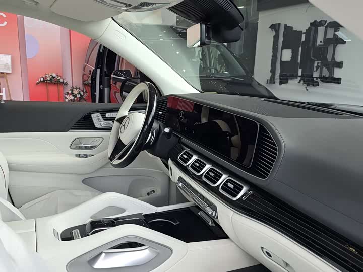 Mercedes-Benz GLS-Class 2025 2025款 GLS 450 4MATIC 豪华型