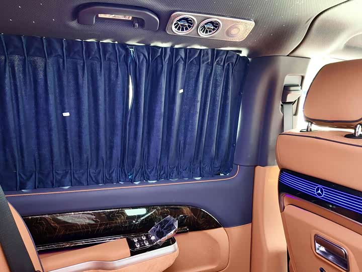 Mercedes-Benz Vito 2024 2024款 2.0T 精英版 7座