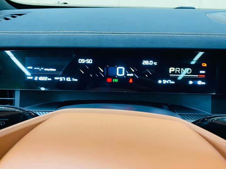 Hozon L 2024 2024款 增程 220 闪充版