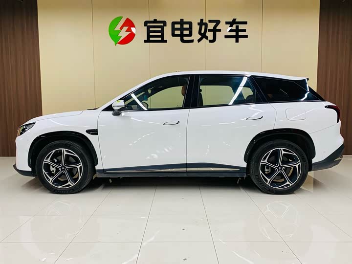 Hozon L 2024 2024款 增程 220 闪充版