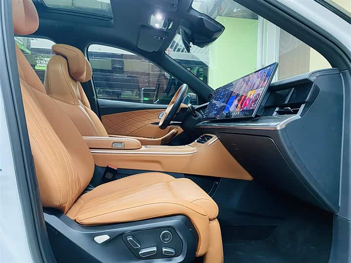 Hozon L 2024 2024款 增程 220 闪充版