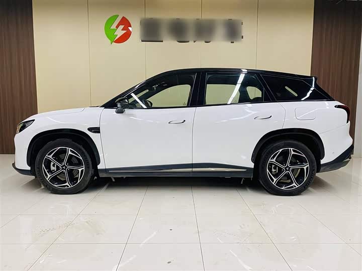 Hozon L 2024 2024款 增程 220 闪充版