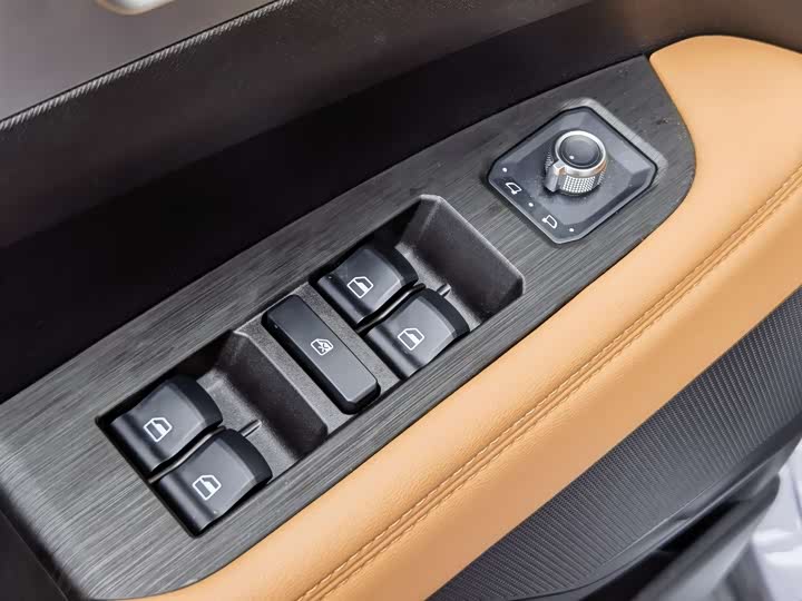 Haval H5 2023 2023款 2.0T自动两驱领英 汽油