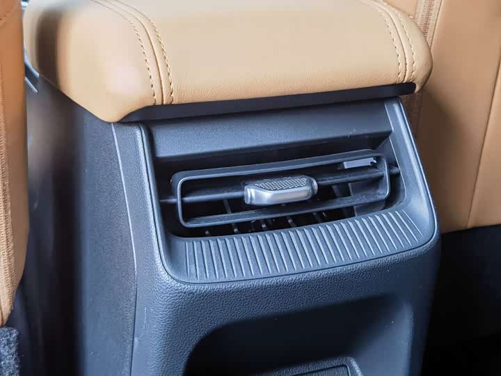 Haval H5 2023 2023款 2.0T自动两驱领英 汽油