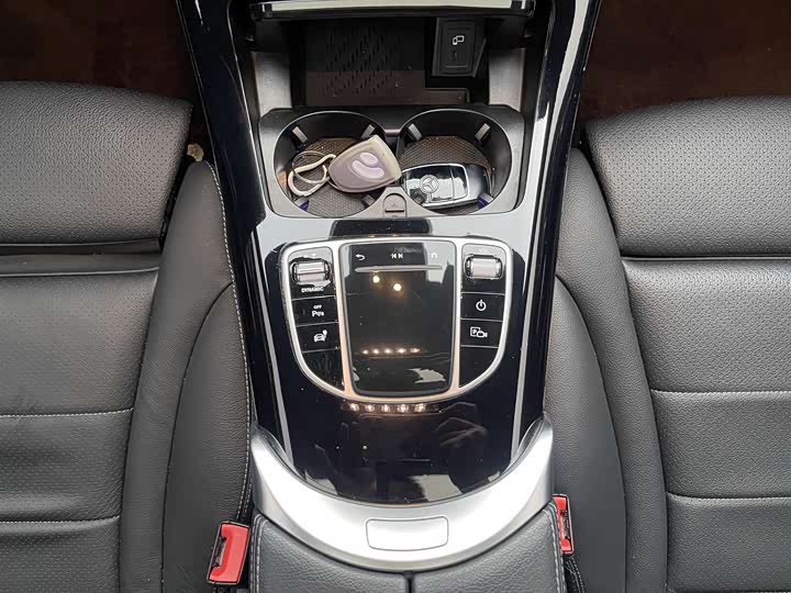 Mercedes-Benz EQC 2021 2021款 EQC 350 4MATIC