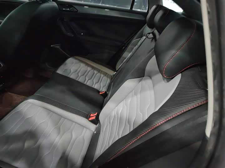 Volkswagen Tiguan X 2021 2021款 330TSI 两驱越享版