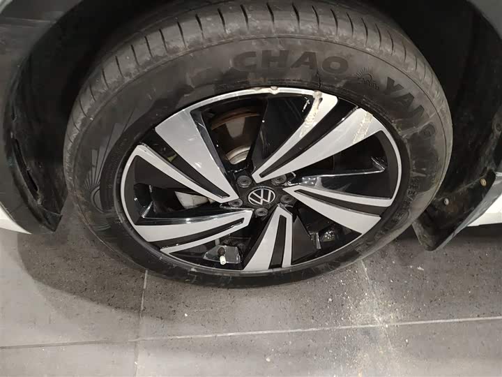 Volkswagen Tiguan X 2021 2021款 330TSI 两驱越享版