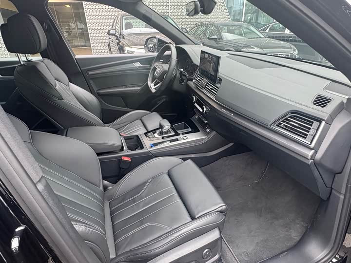 Audi Q3 2024 2024款 40 TFSI 时尚动感型