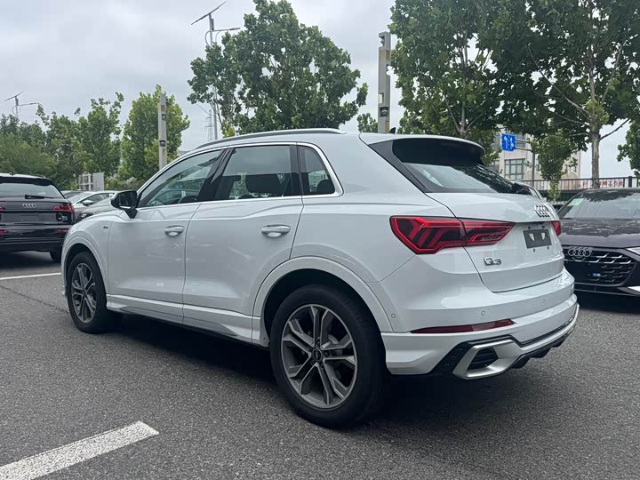 Audi Q3 2024 2024款 40 TFSI 时尚动感型