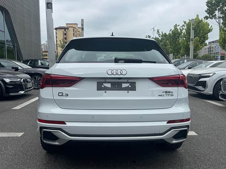 Audi Q3 2024 2024款 40 TFSI 时尚动感型