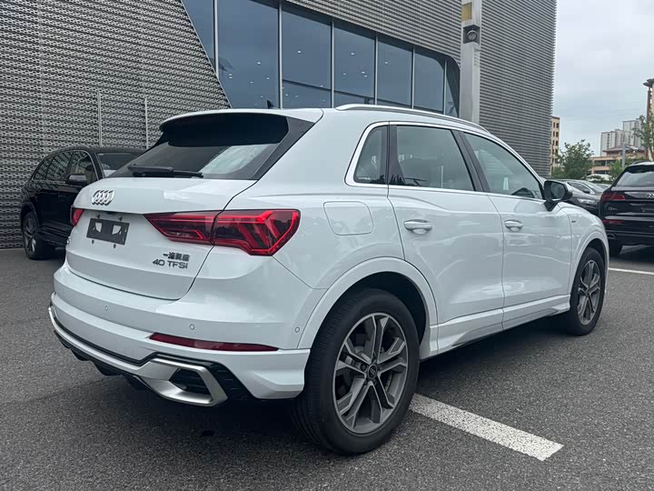 Audi Q3 2024 2024款 40 TFSI 时尚动感型