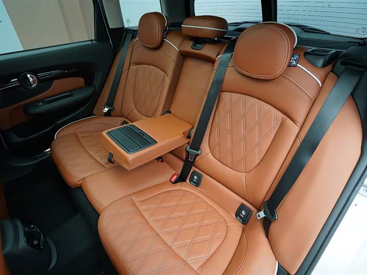 Mini Clubman 2023 2023款 1.5T COOPER 鉴赏家