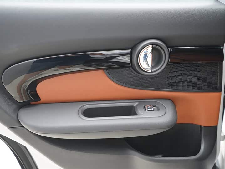 Mini Clubman 2023 2023款 1.5T COOPER 鉴赏家