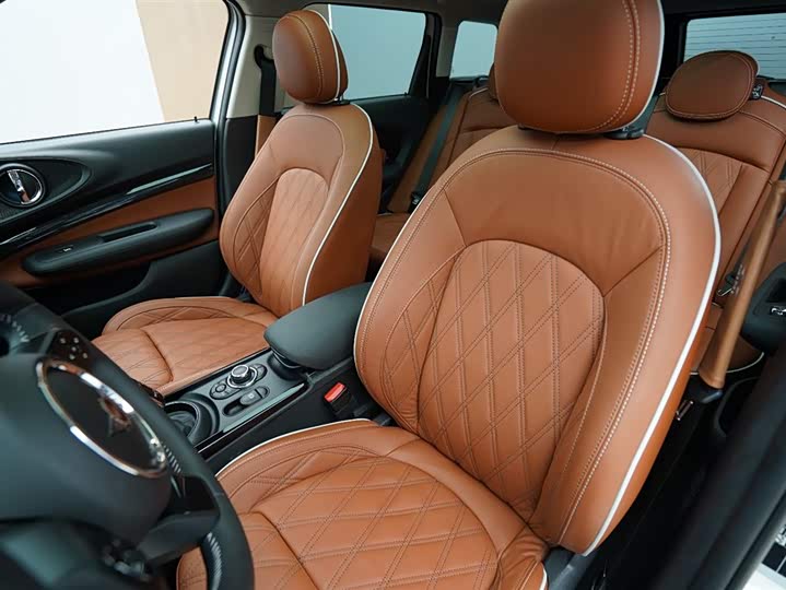 Mini Clubman 2023 2023款 1.5T COOPER 鉴赏家