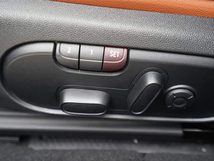 Mini Clubman 2023 2023款 1.5T COOPER 鉴赏家