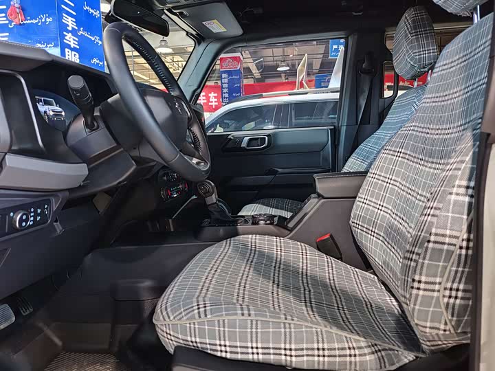 Ford Bronco 2024 2024款 2.3T 墨钻
