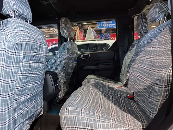 Ford Bronco 2024 2024款 2.3T 墨钻