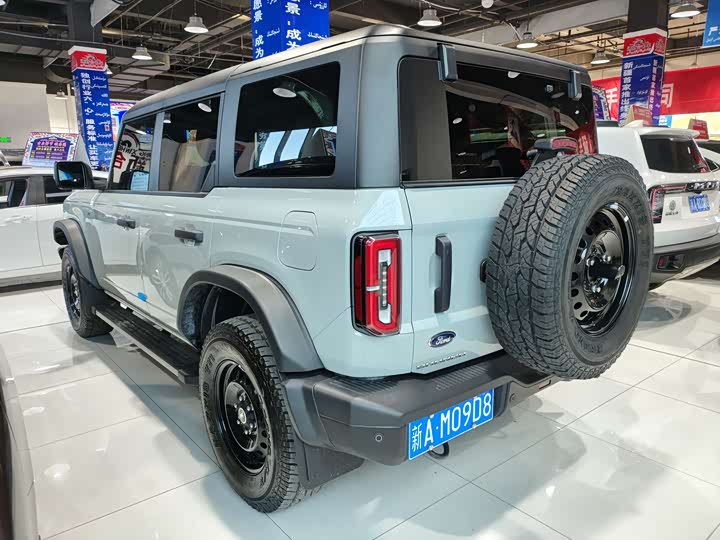 Ford Bronco 2024 2024款 2.3T 墨钻