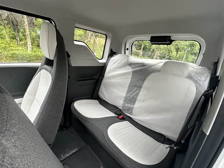 Geely Galaxy Panda Mini 2025 2025款 熊猫mini 210km 元气熊