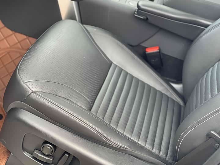 Land Rover Discovery 2024 2024款 360PS S