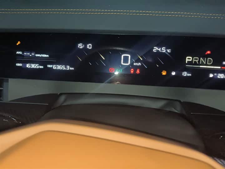 Hozon L 2024 2024款 增程 220 闪充版