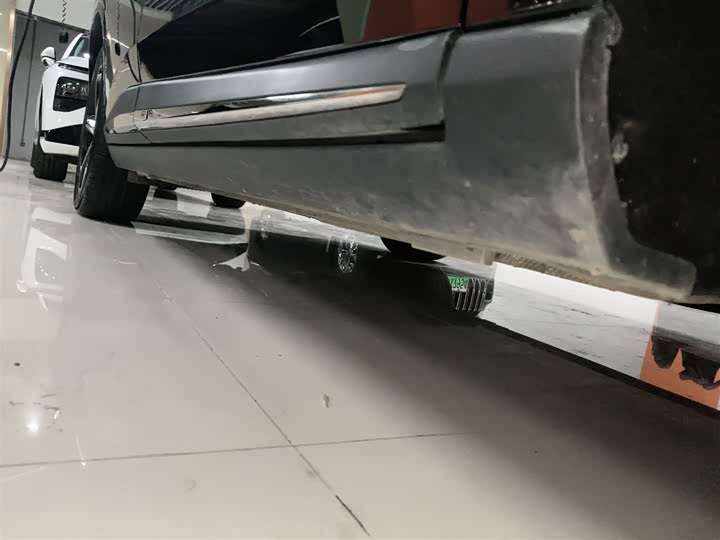 Hozon L 2024 2024款 增程 220 闪充版