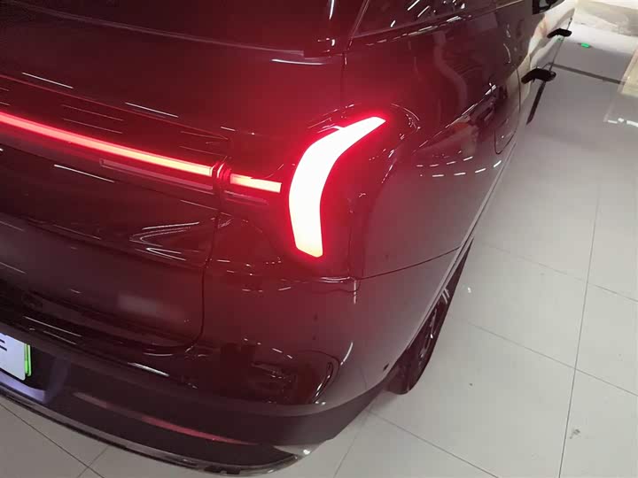 Hozon L 2024 2024款 增程 220 闪充版