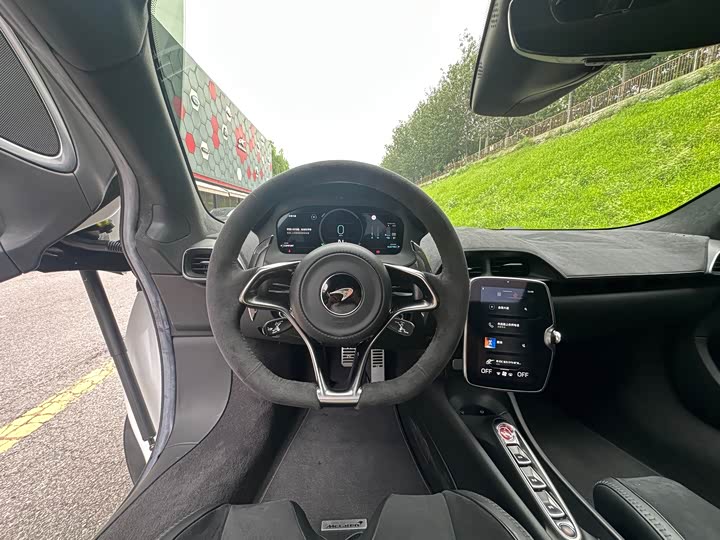 McLaren Artura 2023 2023款 3.0T Hybrid 标准型