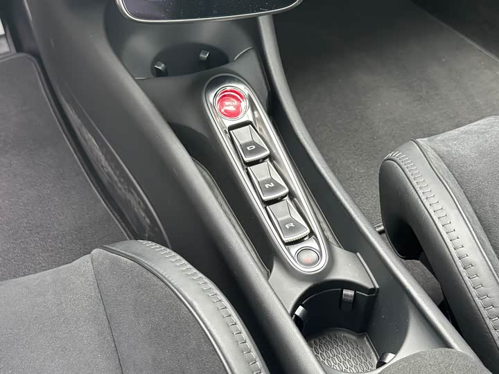 McLaren Artura 2023 2023款 3.0T Hybrid 标准型