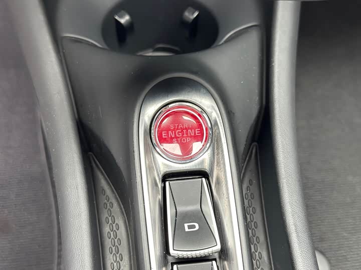 McLaren Artura 2023 2023款 3.0T Hybrid 标准型