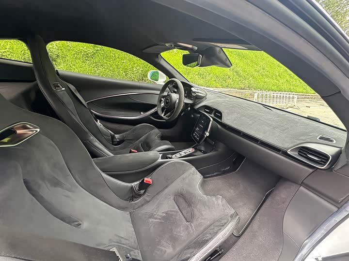 McLaren Artura 2023 2023款 3.0T Hybrid 标准型