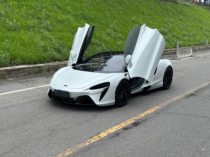 McLaren Artura 2023 2023款 3.0T Hybrid 标准型