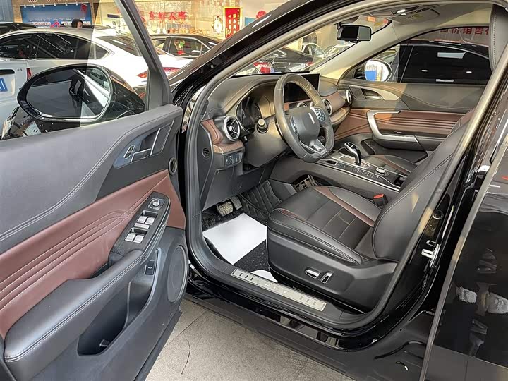 Wey VV5 2021 2021款 1.5T 两驱智先锋