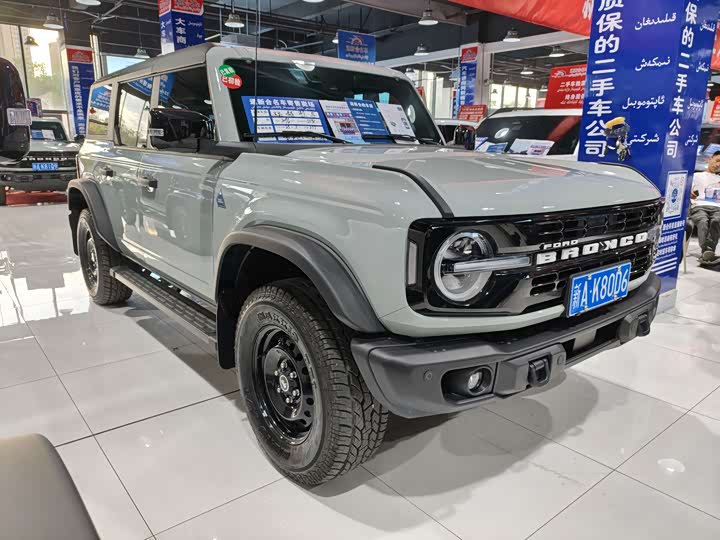 Ford Bronco 2024 2024款 2.3T 墨钻