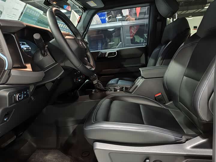 Ford Bronco 2024 2024款 2.3T 墨钻