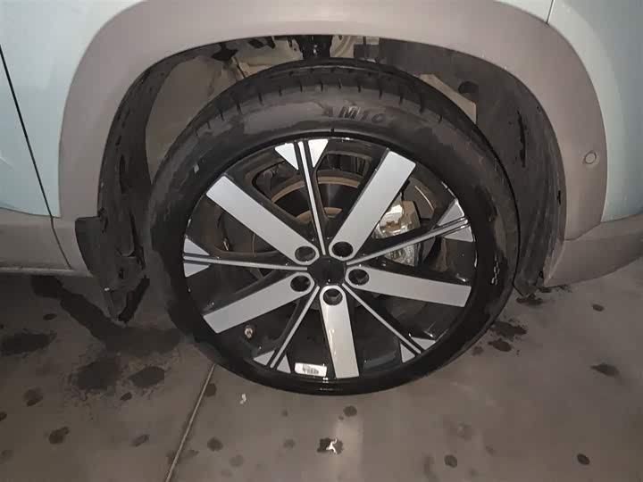 Geely Icon 2023 2023款 1.5TD 巧克力醇臻版