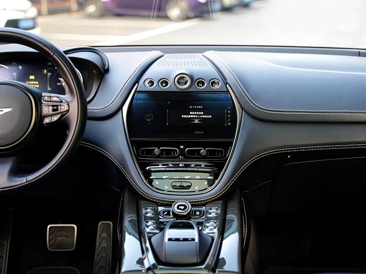 Aston Martin DBX 2024 2024款 4.0T V8 707