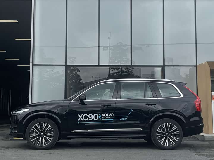 Volvo XC90 Hybrid 2024 2024款 T8 智尊豪华版 7座