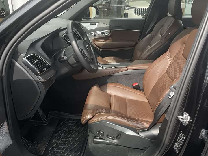 Volvo XC90 Hybrid 2024 2024款 T8 智尊豪华版 7座