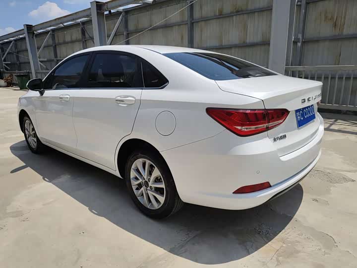 Beijing U5 2020 2020款 1.5L 手动豪华版 国VI