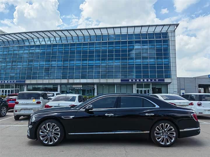 Bentley Flying Spur 2024 2024款 4.0T V8 标准版