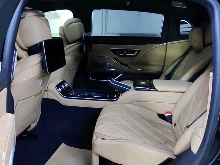 Mercedes-Benz Maybach S-Class 2022 2022款 S 680 4MATIC Virgil Abloh 限量版