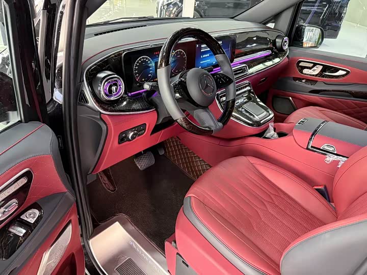 Mercedes-Benz Vito 2024 2024款 2.0T 商务版 7座