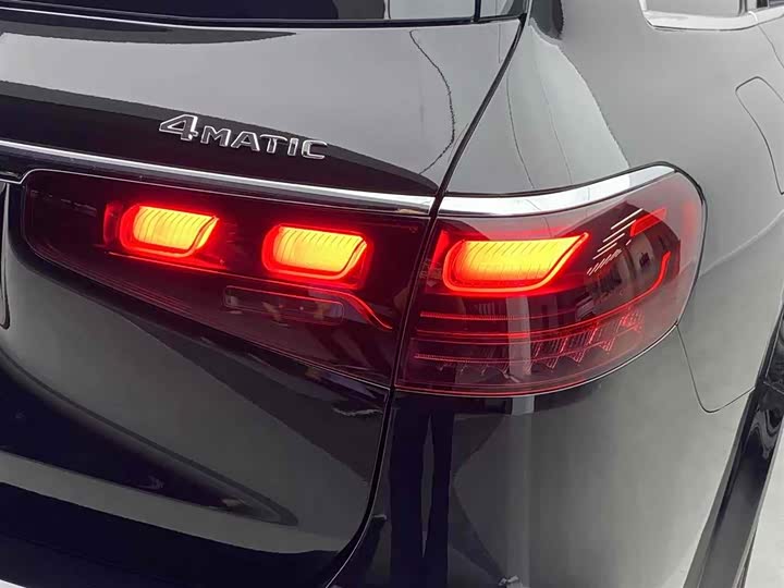 Mercedes-Benz GLS-Class 2024 2024款 GLS 450 4MATIC 动感型