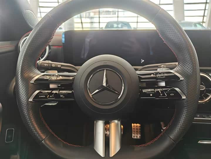 Mercedes-Benz CLA-Class 2024 2024款 CLA 200 猎跑车