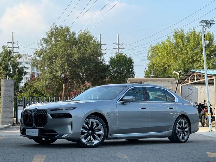 BMW i7 2023 2023款 xDrive60L 豪华套装
