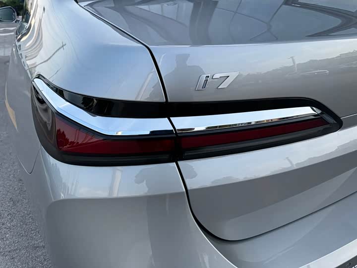 BMW i7 2023 2023款 xDrive60L 豪华套装